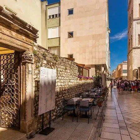 Apartman Calle Larga Ventidue